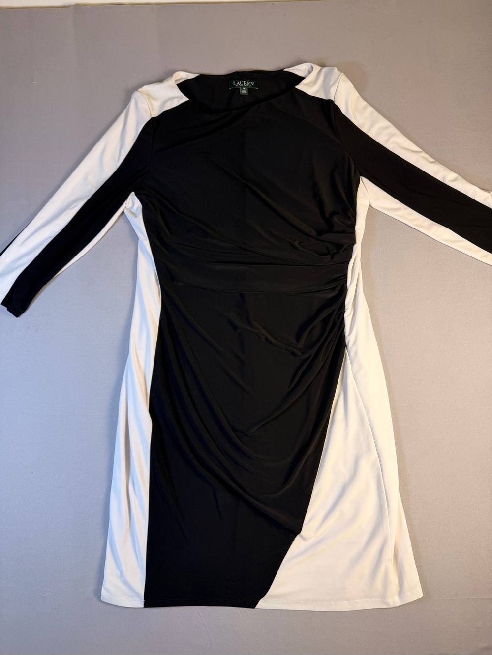 Beautiful Ralph Lauren Women’s Fitted Stretch Dress Size 18 with Rouging - Picture 2 of 8